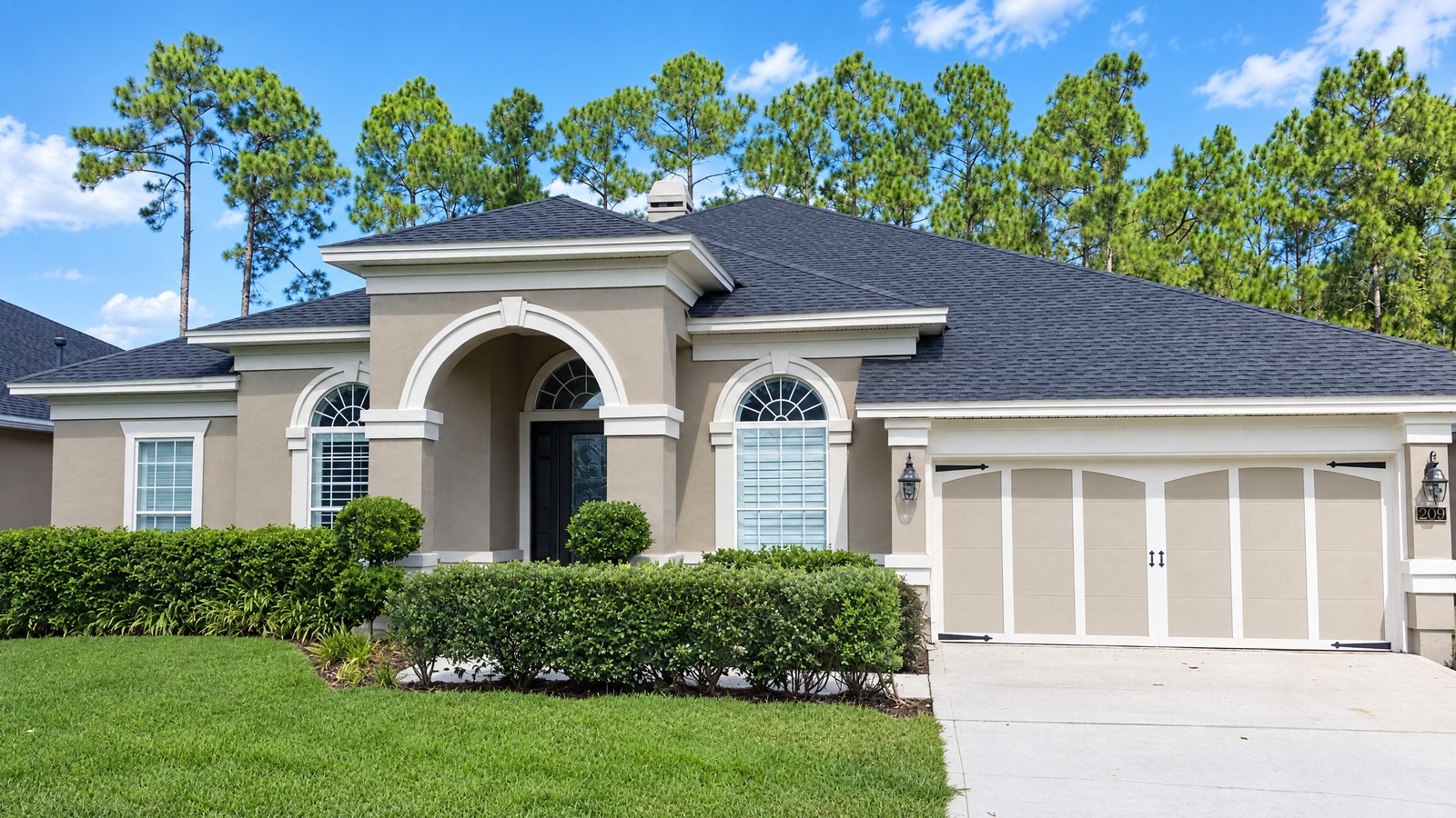 Stucco exterior painting in St. Johns Forest, St. Johns, FL
